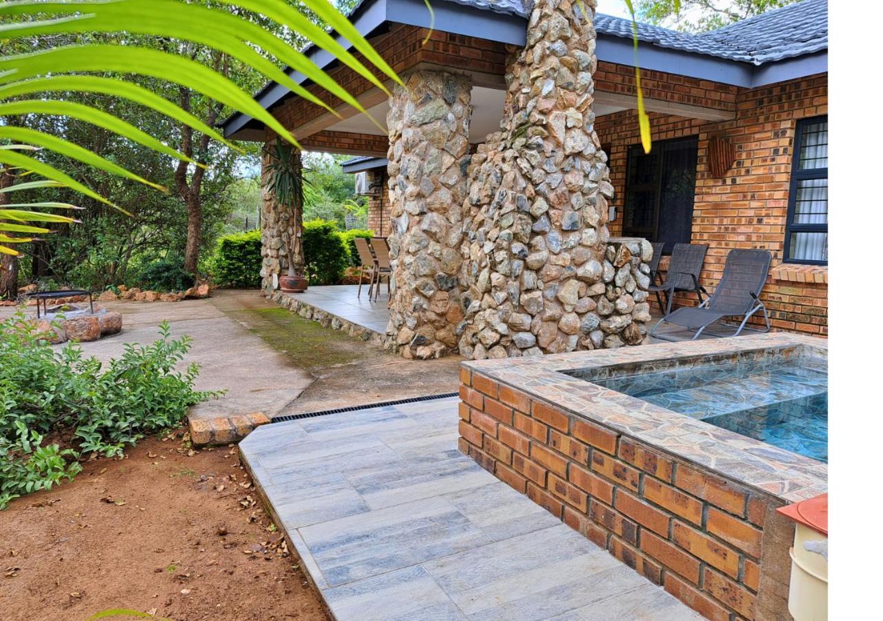 Lion King Villa Marloth Park Dış mekan fotoğraf