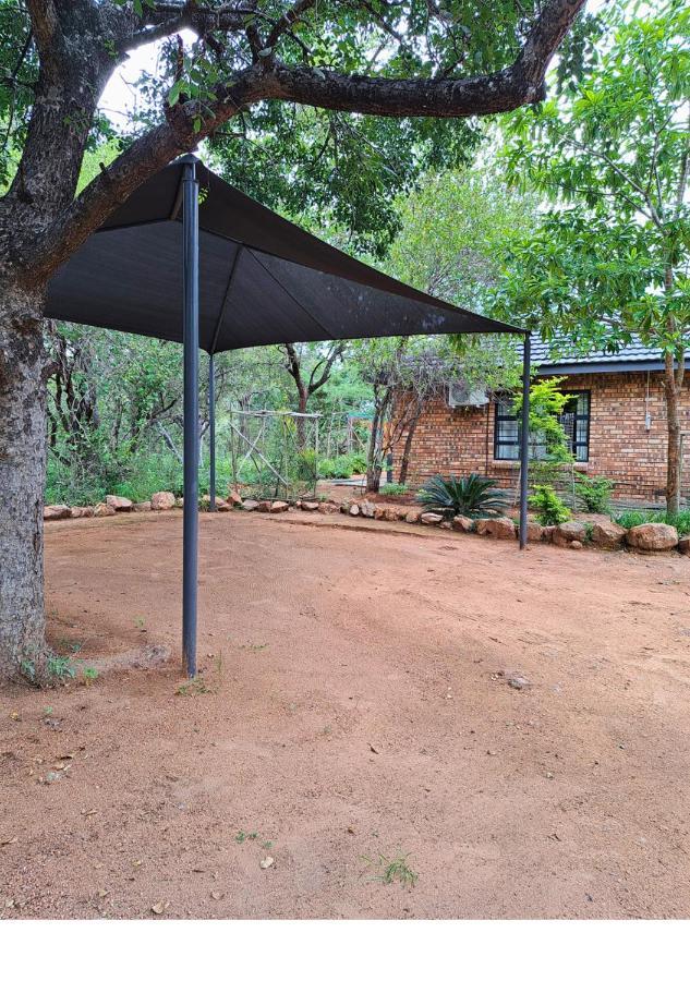 Lion King Villa Marloth Park Dış mekan fotoğraf