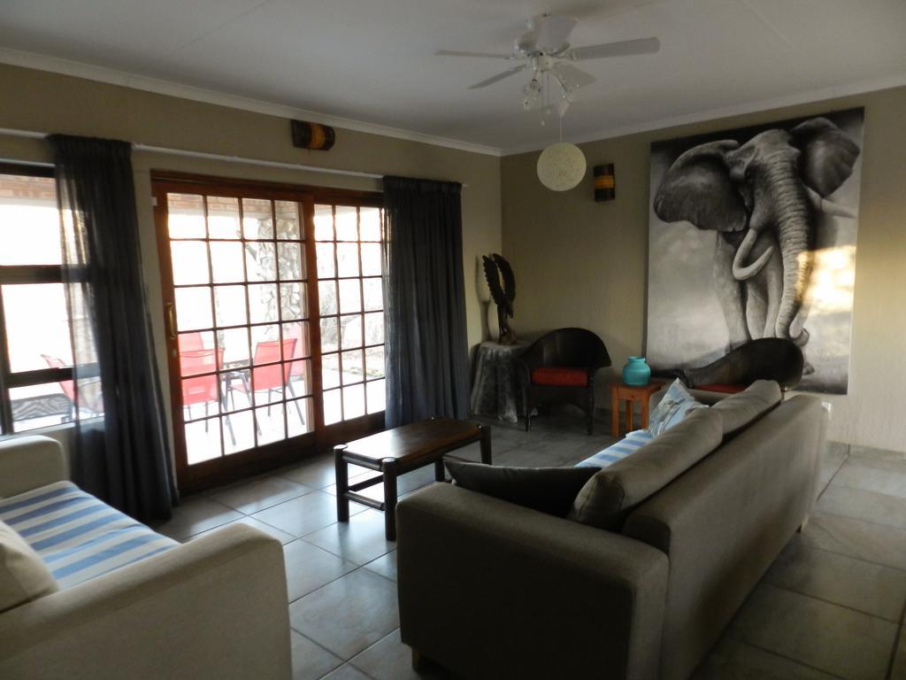 Lion King Villa Marloth Park Dış mekan fotoğraf
